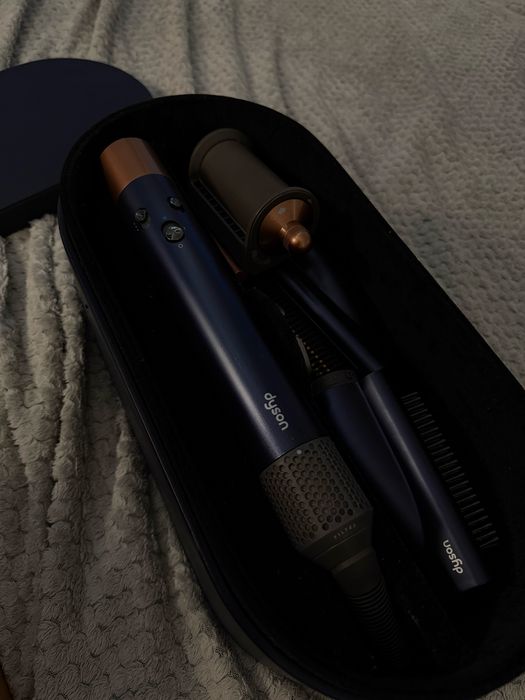Стайлер Dyson
