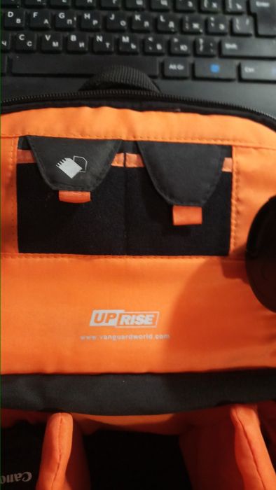 Фотоаппарат CANON eos 250d+объектив CANON EF 85 mm f/1.8