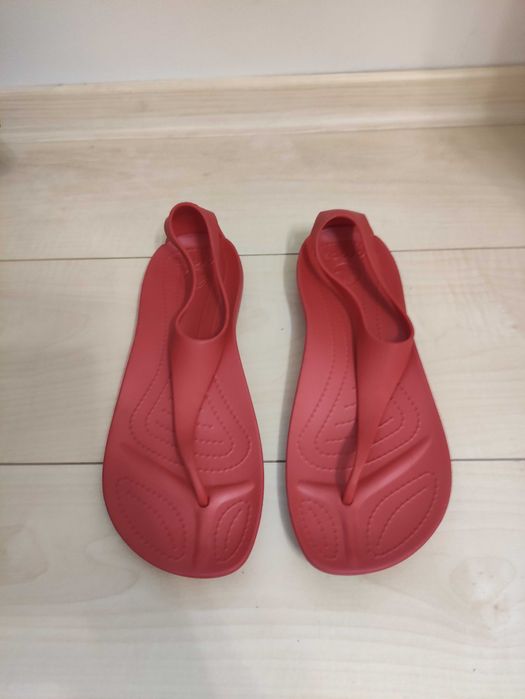 Crocs sandały klapki japonki Serena Flip r. W9 39-40 nowe 25,5 cm new