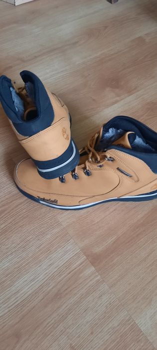 Продам  кожаные натуральные