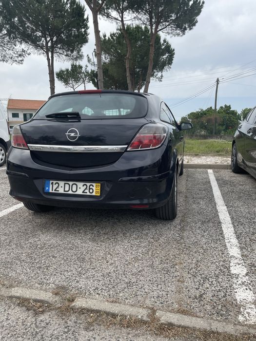 Opel Astra GTC 2 lugares