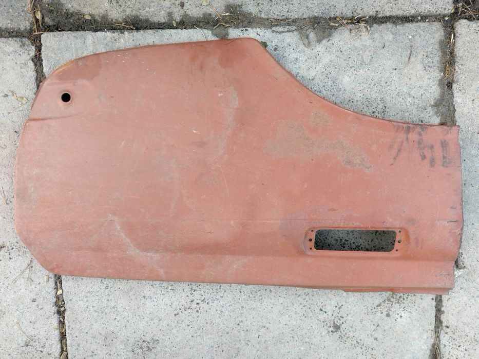 Продам крила москвич 2140