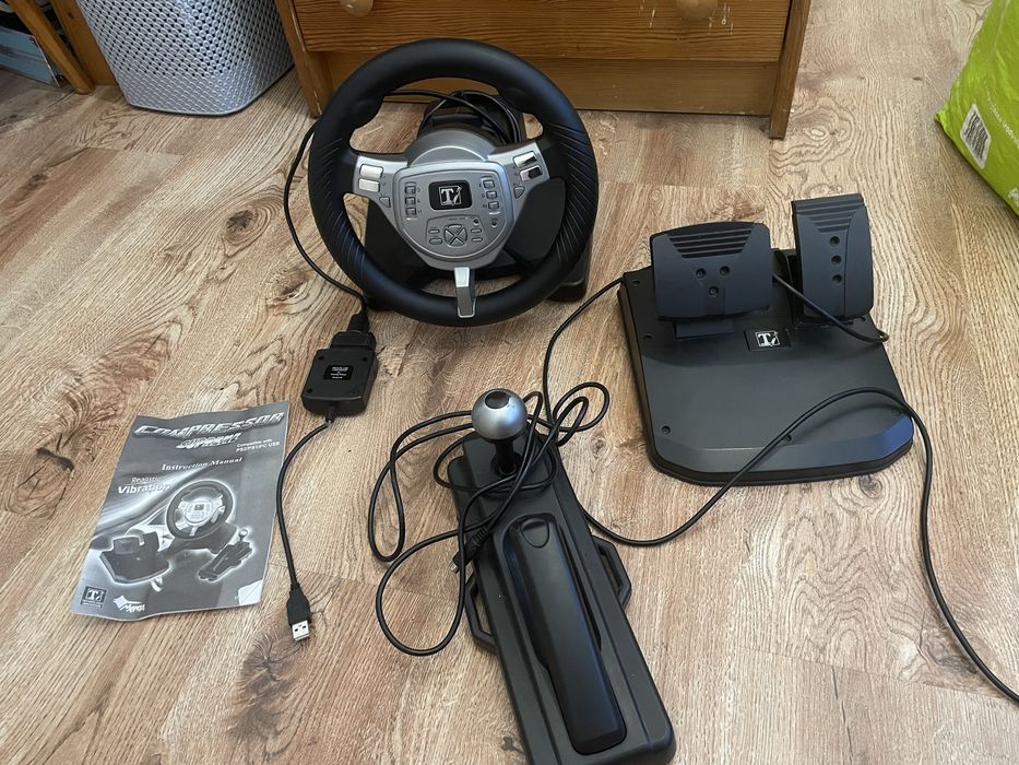 Kierownica Thrustmaster Ferrari Challenge PS3 / PC + pedały
