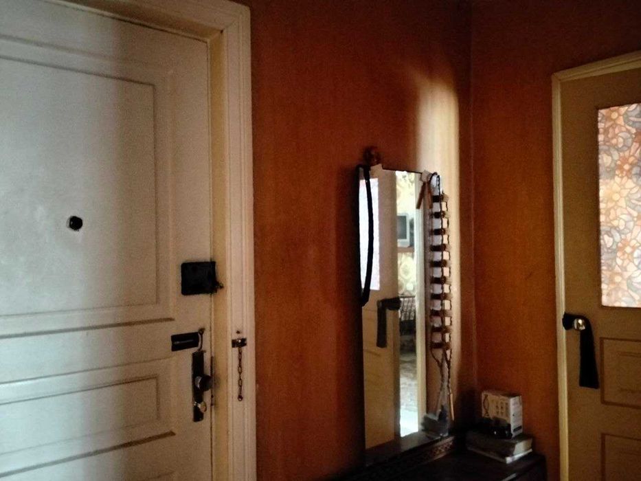 Продам 3кімнатну квартиру на Черемушках, 1/9