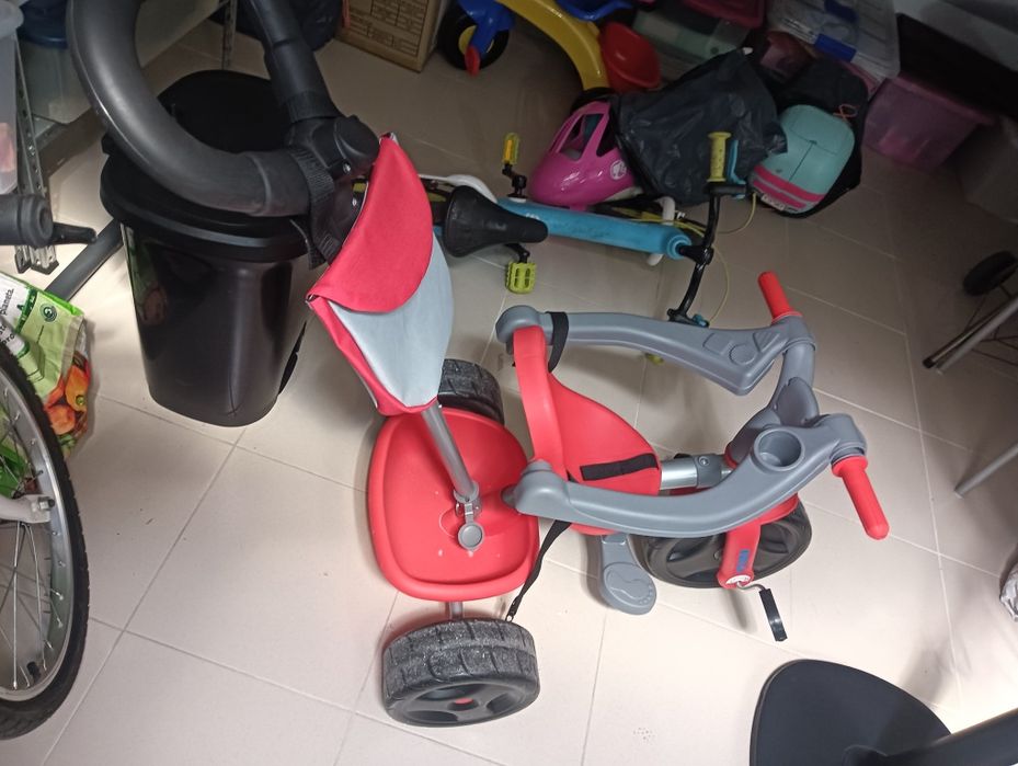 Triciclo com pega