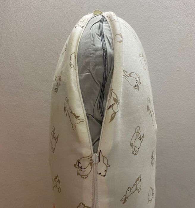 Almofada de amamentação com 2 capas laváveis