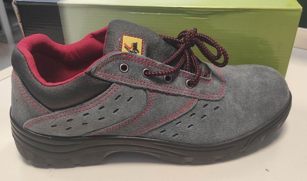 Sapatos de trabalho/segurança