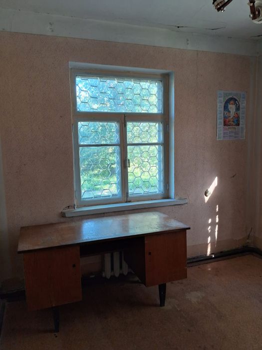 Двоповерхова будівля - 300 метрів від варшавської траси. Торгівля, шоурум, фасування, фулфілмент, склад