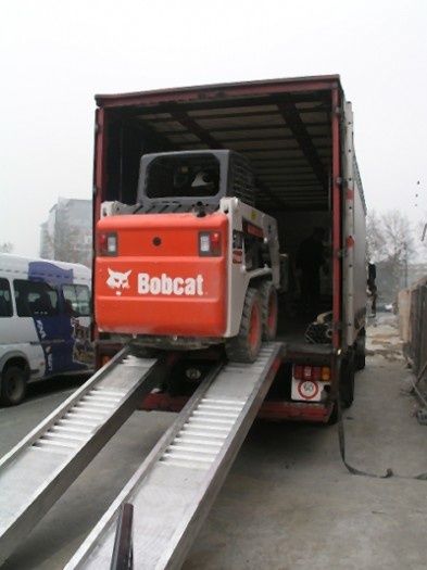 Miniładowarka bobcat s100 usługi ładowarka, minikoparka z operatorem.