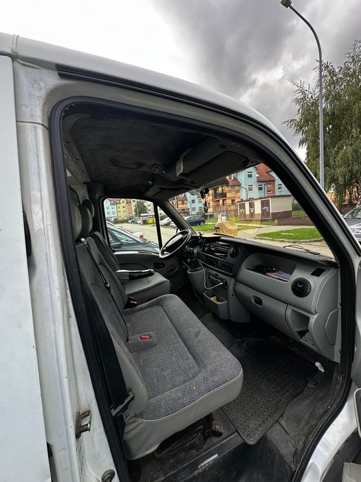Nissan Interstar