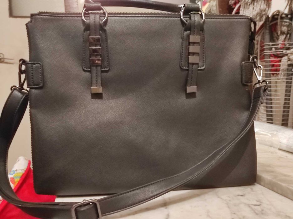 Damska aktowka na dokumenty z  ccc