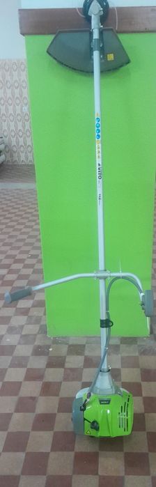 Moto enxada  7cv mais roçadora 43cc Vito