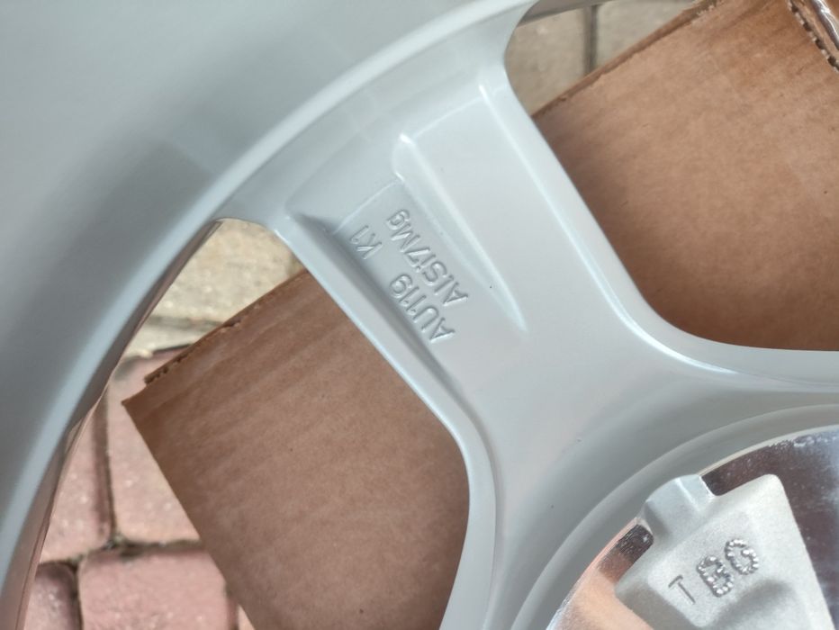 Nowe alufelgi OEM audi 16 5x112 et43 6.5J a3 A4 Q2 VW Seat Skoda MG