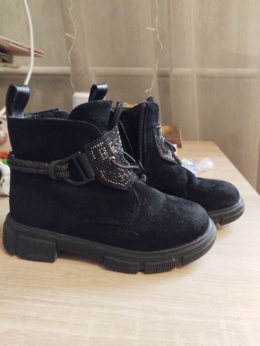 Ботіночкі дитячі на дівчинку