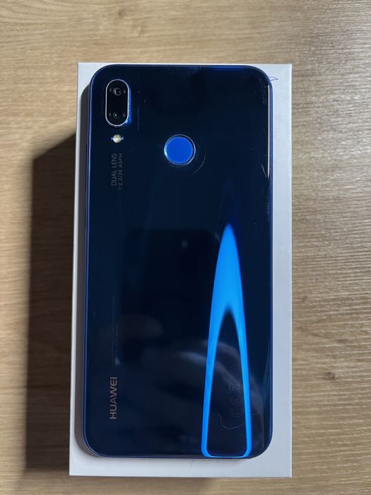 Huawei P20 Lite 64GB + case
