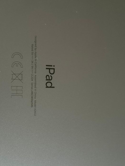 Ipad 9th generacji 10,2 + Apple Pencil 1 + etui z klawiaturą