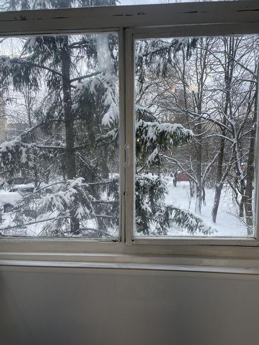 Здається в оренду 2кімнатна квартира на Героів Майдану