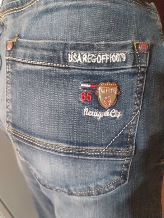 Jeansy damskie uciągliwe