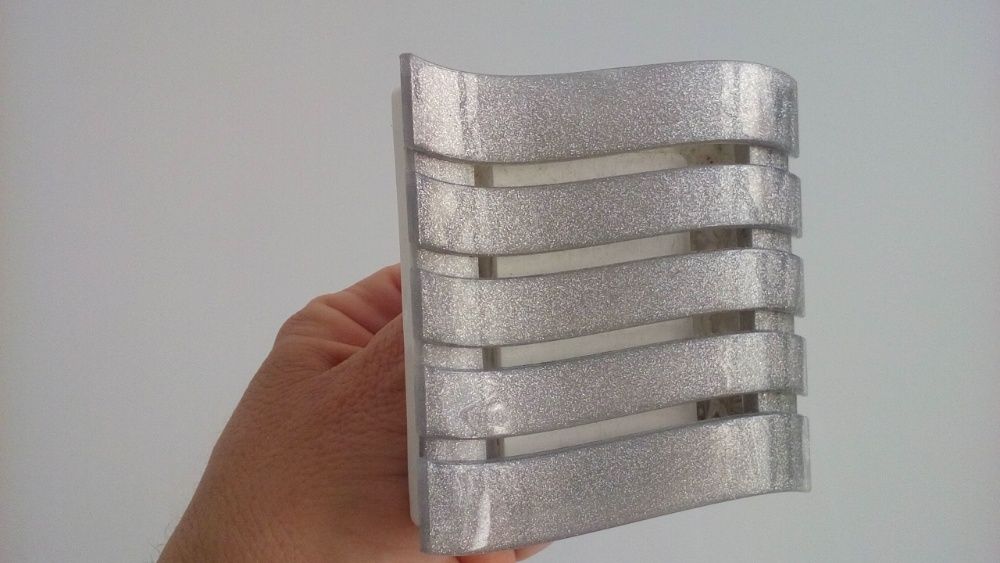 Invulgares ambientadores elétricos e recargas duplas - Glade Discreet