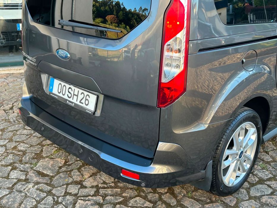 Ford Tourneo Connect Grand 1.5 TDCi Titanium