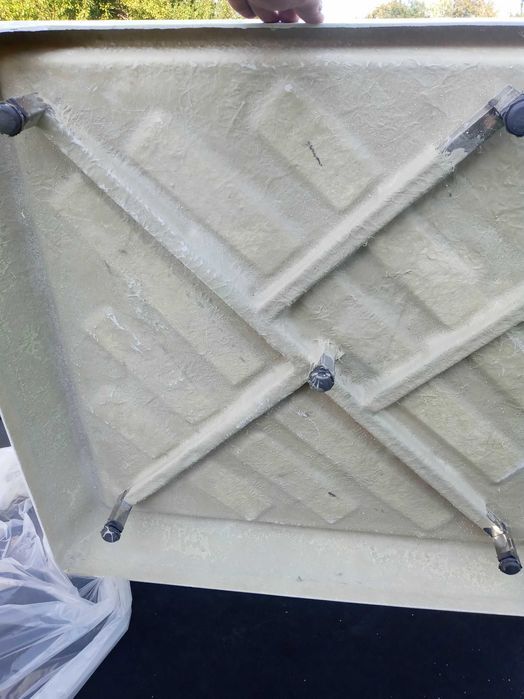 Nowy brodzik 90x90x15 cm