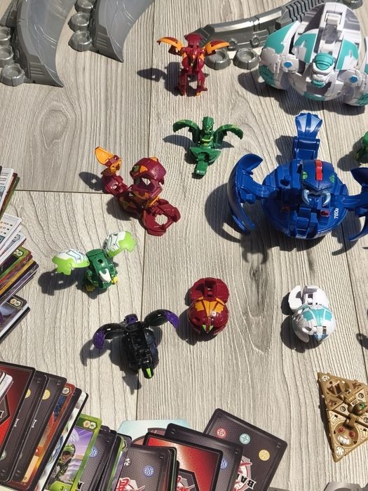 Bakugan figurki zestaw Słupsk • OLX.pl