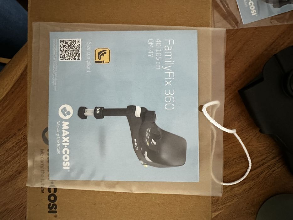 Maxi-Cosi Pebble 360 Pro + Base FamilyFix 360 + Adaptadores
