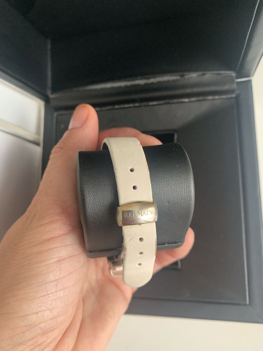 Жіночий годинник Balmain