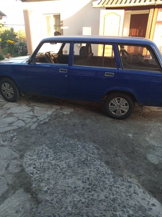 автомобіль ВАЗ 2104