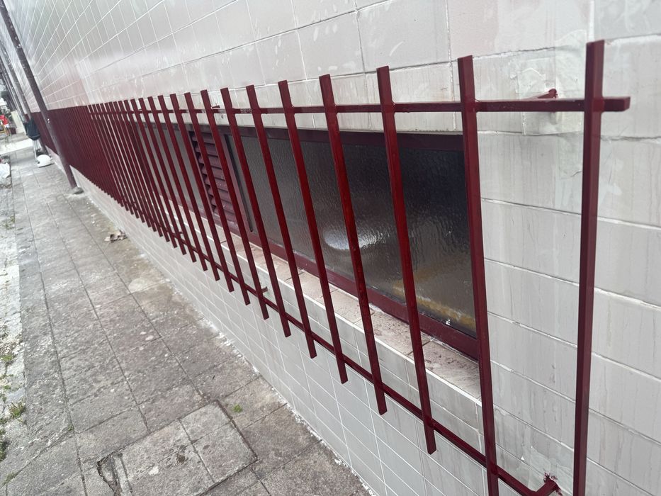 Pinturas interiores e impermeabilização