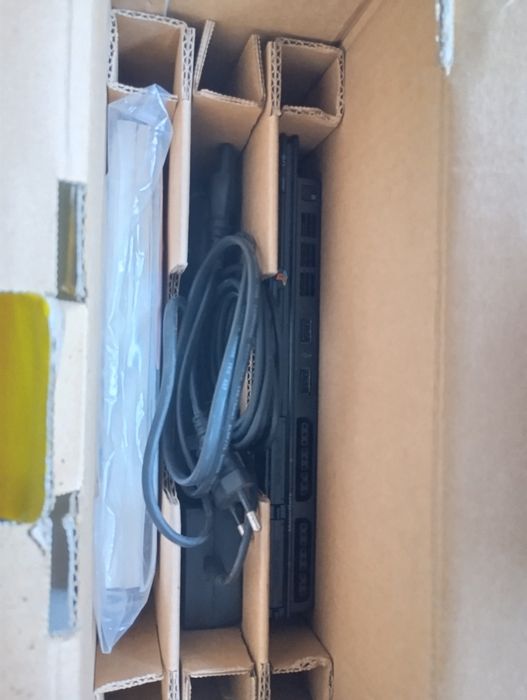 Ps2 Slim completa com caixa