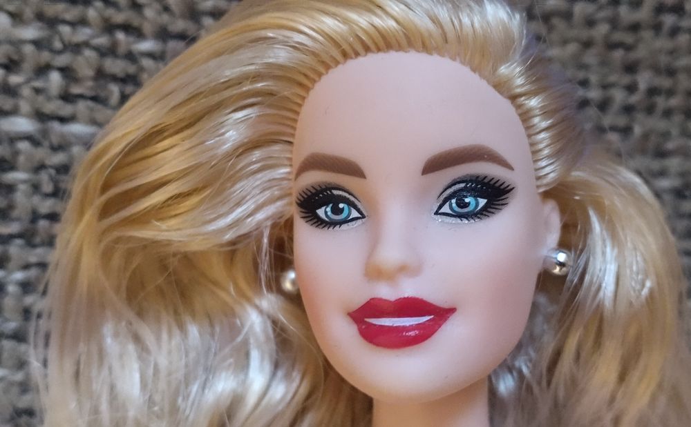 Barbie Holiday model muse