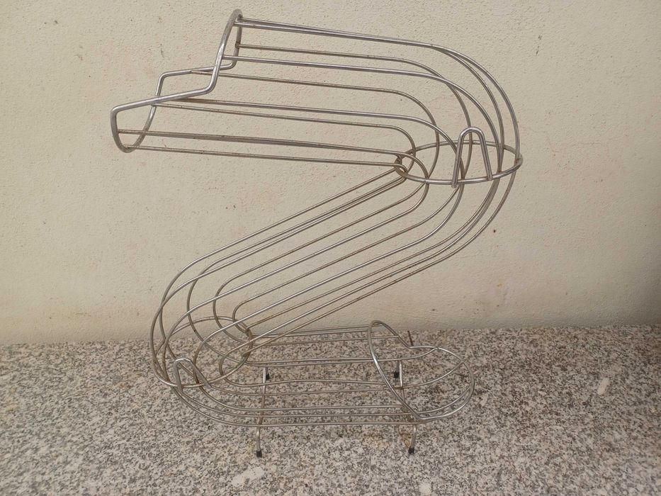 Suporte fruteira metálica para laranjas