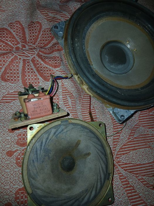 Динаміки радянські із акустичної системи Юпітер.