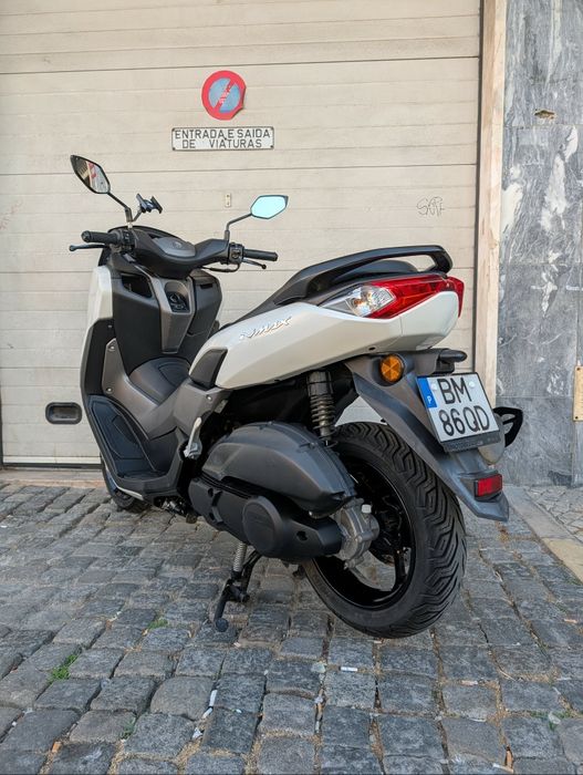 Yamaha N-Max 125cc