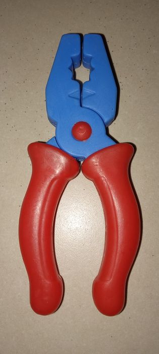 Alicate + Parafuso (de brincar) para Bebé/Criança