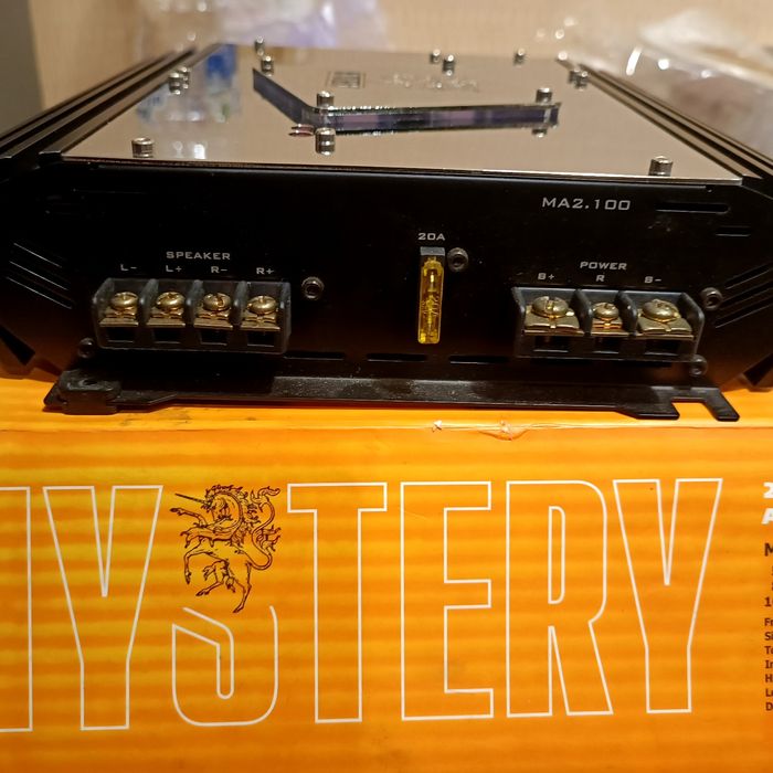 Підсилювач аудіо на авто і саббуфер у подарунок.