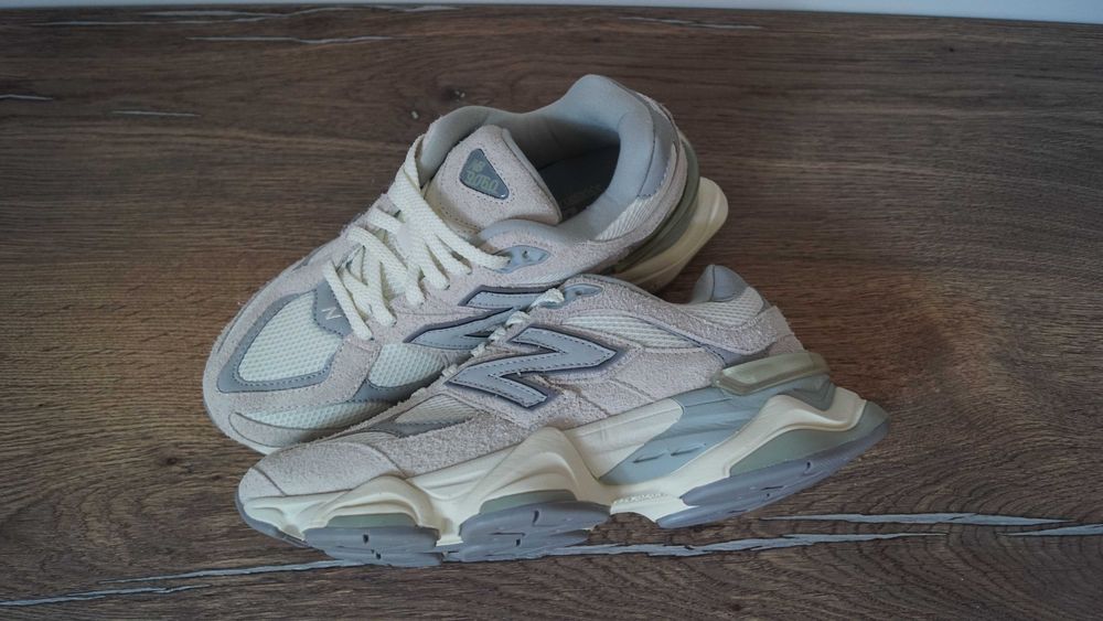 Nowe New Balance 9060 Sea Salt/Grey | Rozmiar 42