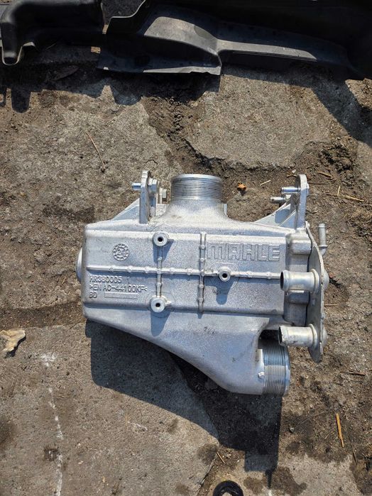 AUDI RS4 B9 RS5 2.9 TFSI intercooler chłodnica