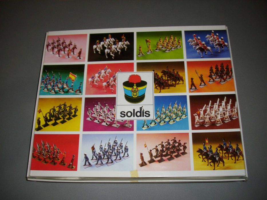 Caixa SOLDIS anos 70 Ref. 704 - Cavalaria Real - Reamsa Gomarsa Jecsan. Portes inclusos.