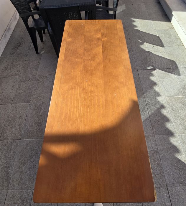 Cama dobrável com Cabeceira colchao e sistema de Rodas