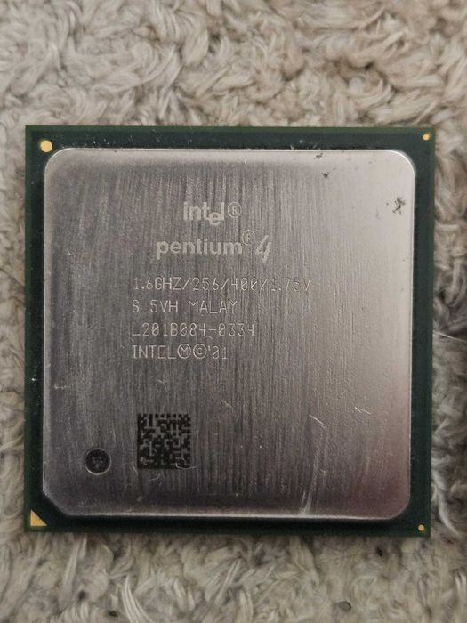 Lote CPUs Intel e AMD (Sockets 475, 775, 1156, 754, 939)