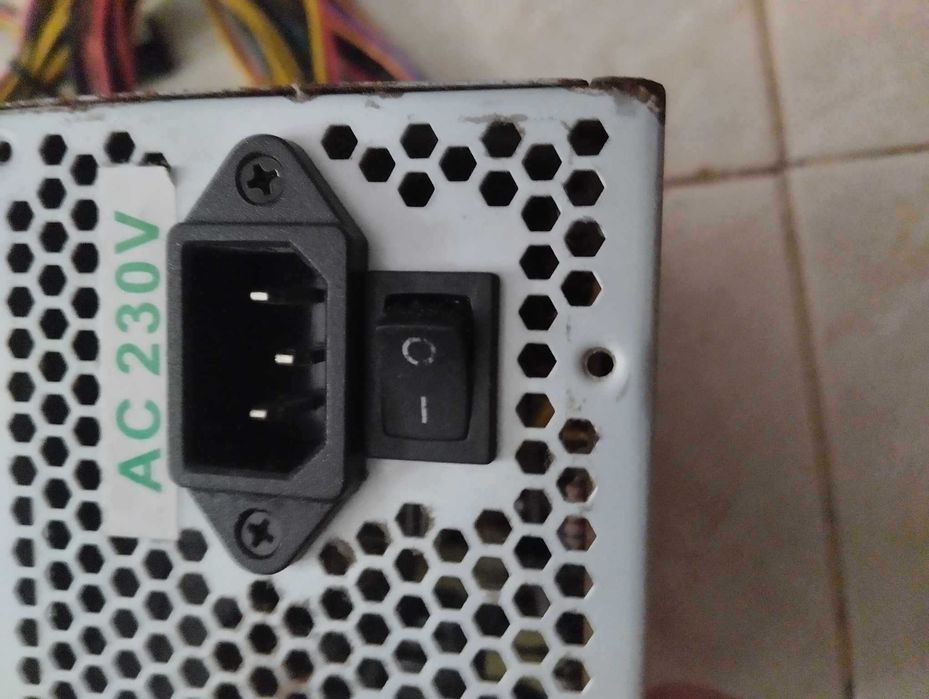 Fonte de alimentação 600 wat