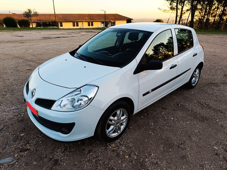 Renault Clio 1.2 75Cv 16val