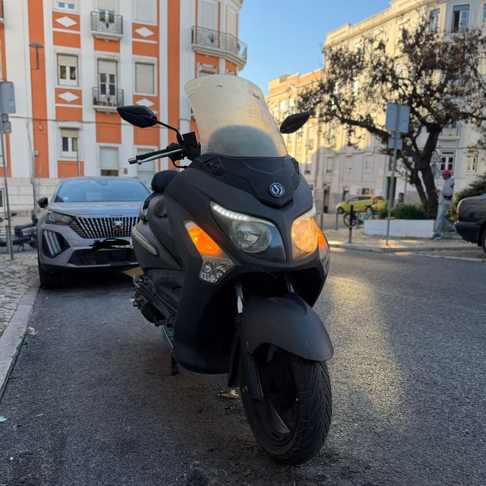 SYM  GTS evo 125cc - Ótima OPORTUNIDADE