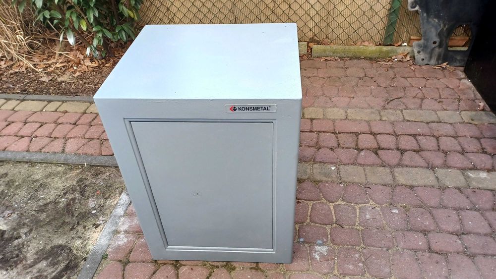 Sejf Konsmetal  model GL70T-K