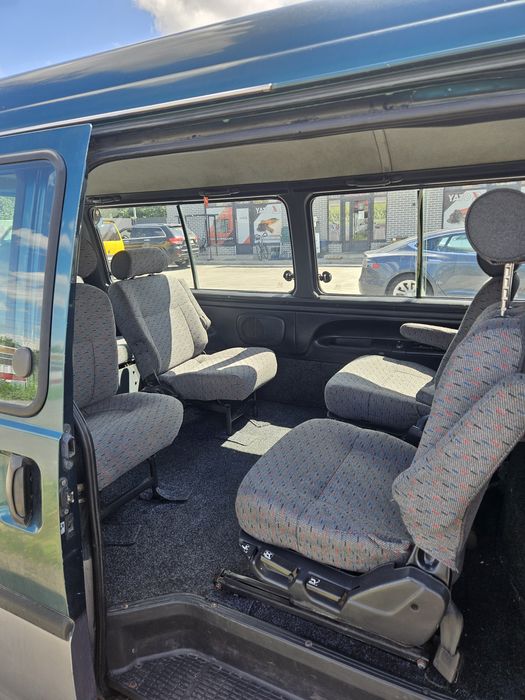 HYUNDAI H 100  пасажир