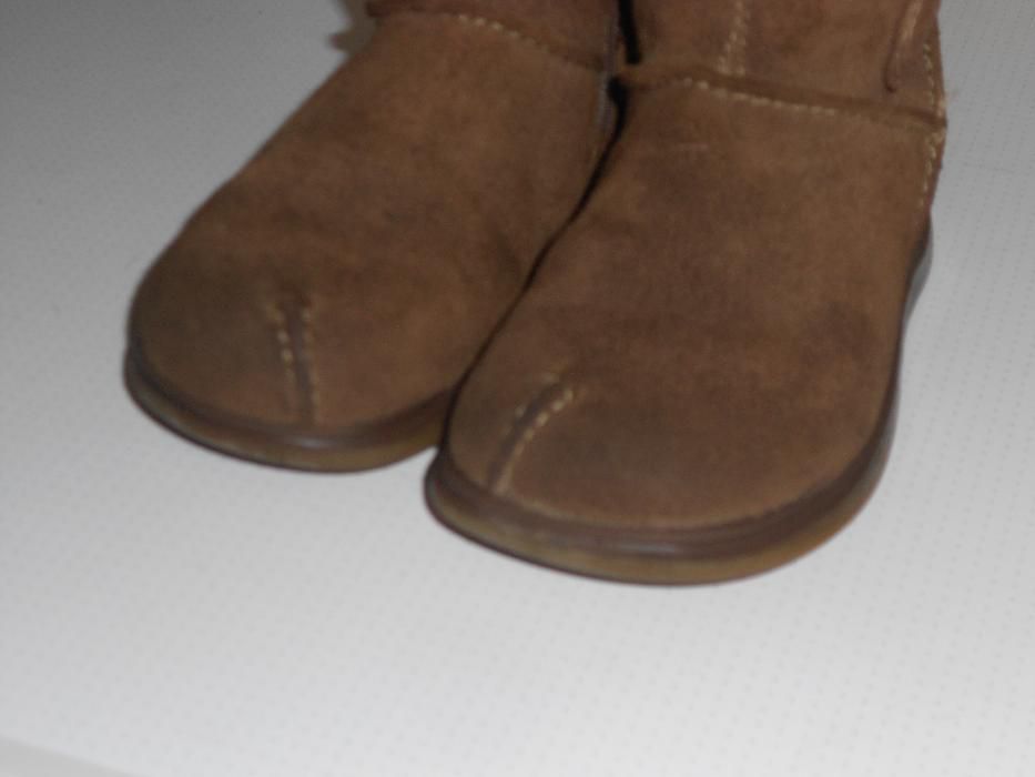 Сапожки Clarks для самых маленьких. Размер. 22