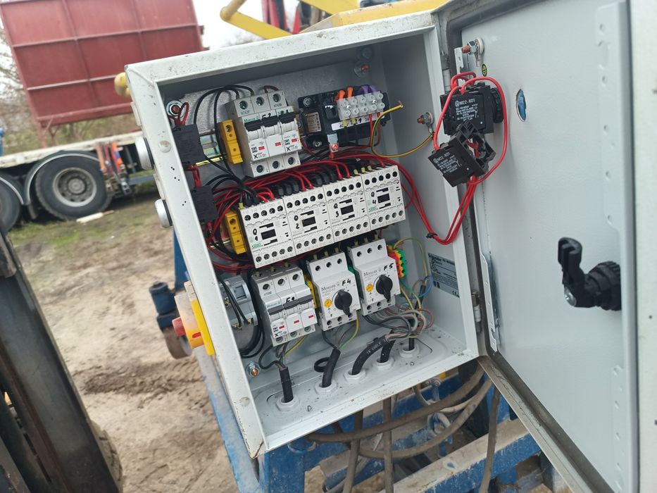 pustaczarka krocząca wibroprasa