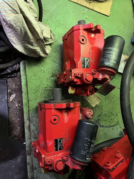 Гідравлічний насос Linde HPV135-02 OV 0001.